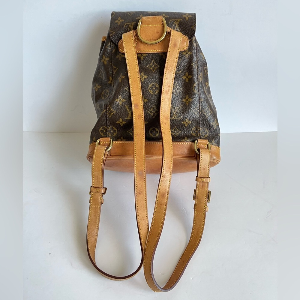 Louis Vuitton Montsouris MM Backpack Monogram Bag - Picture 3 of 12